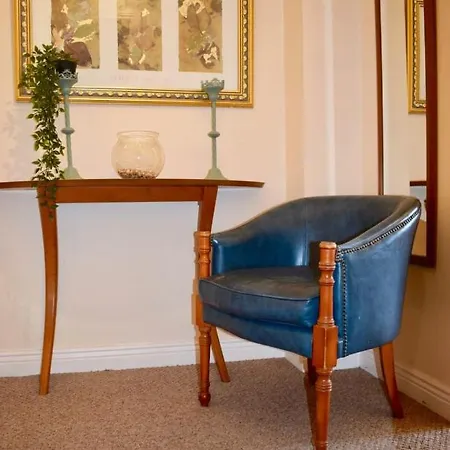 2 Bedroom Beside Merrion Square Dublin