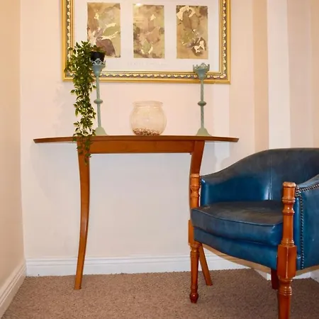 Apartment 2 Bedroom Beside Merrion Square Dublin